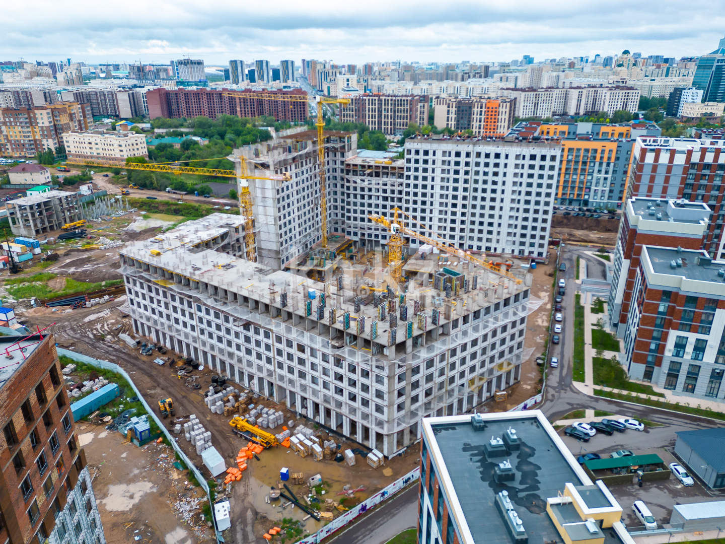 Продажа 4-комнатной квартиры, 113 м², ул. Жошы хана, дом  20 в Астане - фото 2