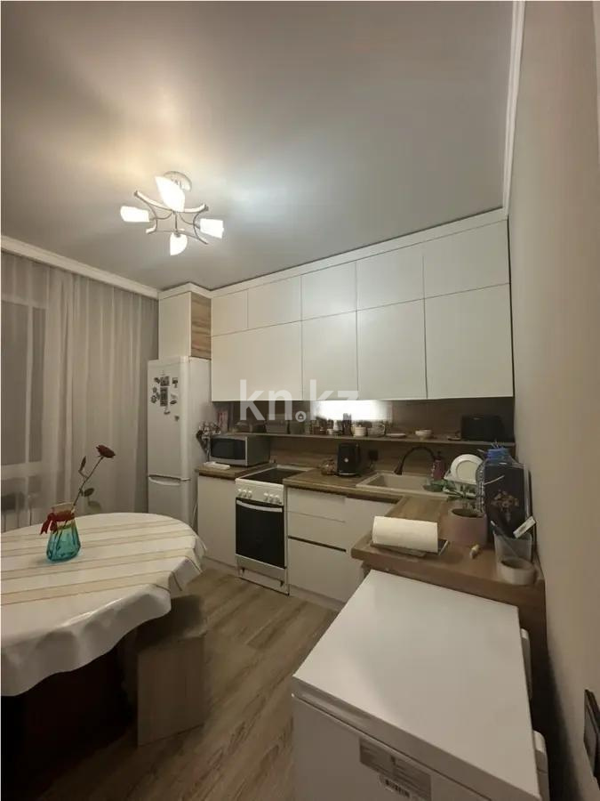 Продажа 1-комнатной квартиры, 36 м², ул. Мустафа Шокай, дом  107 в Астане - фото 2
