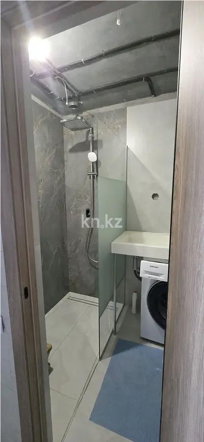 Продажа 3-комнатной квартиры, 63 м², мкр-н Мамраева (Восток-5), дом  22 в Караганде - фото 5