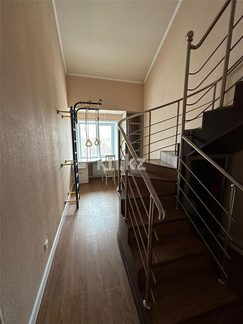 Продажа 4-комнатной квартиры, 180 м², пр. Н. Абдирова - Продажа  четырехкомнатных квартир в Караганде фото 15 из 17