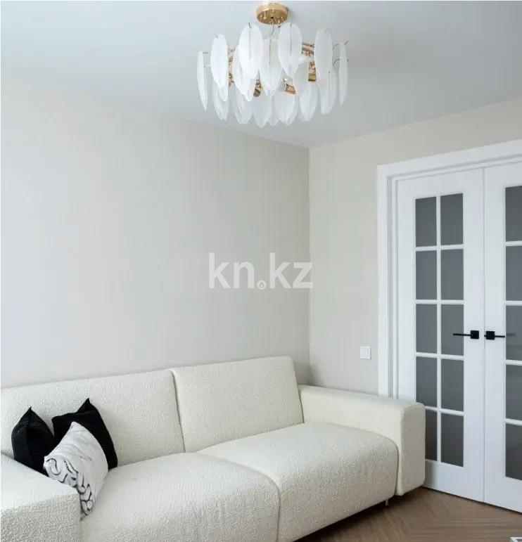 Продажа 3-комнатной квартиры, 75 м², ул. Дюсембекова, дом  44/2 - Продажа  трехкомнатных квартир в Караганде фото 1 из 4