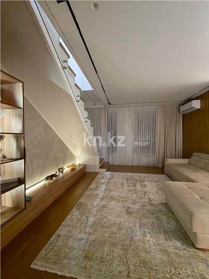 Продажа 4-комнатной квартиры, 145 м² - Продажа четырехкомнатных квартир от собственников в Караганде фото 1 из 6