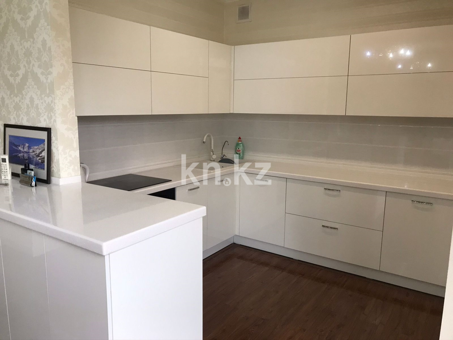 Продажа 3-комнатной квартиры, 105 м², улица Еркегали Рахмадиева в Алматы - фото 9