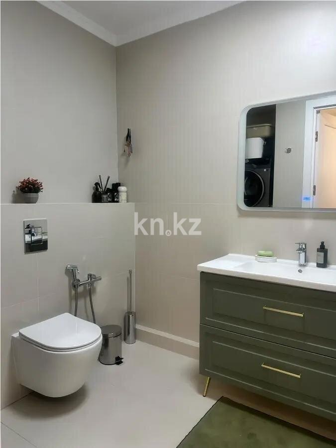 Продажа 2-комнатной квартиры, 65 м² в Алматы - фото 4