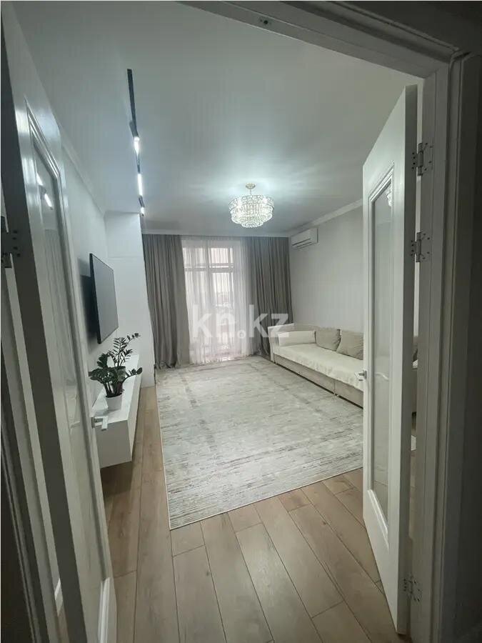 Продажа 3-комнатной квартиры, 96 м² в Караганде