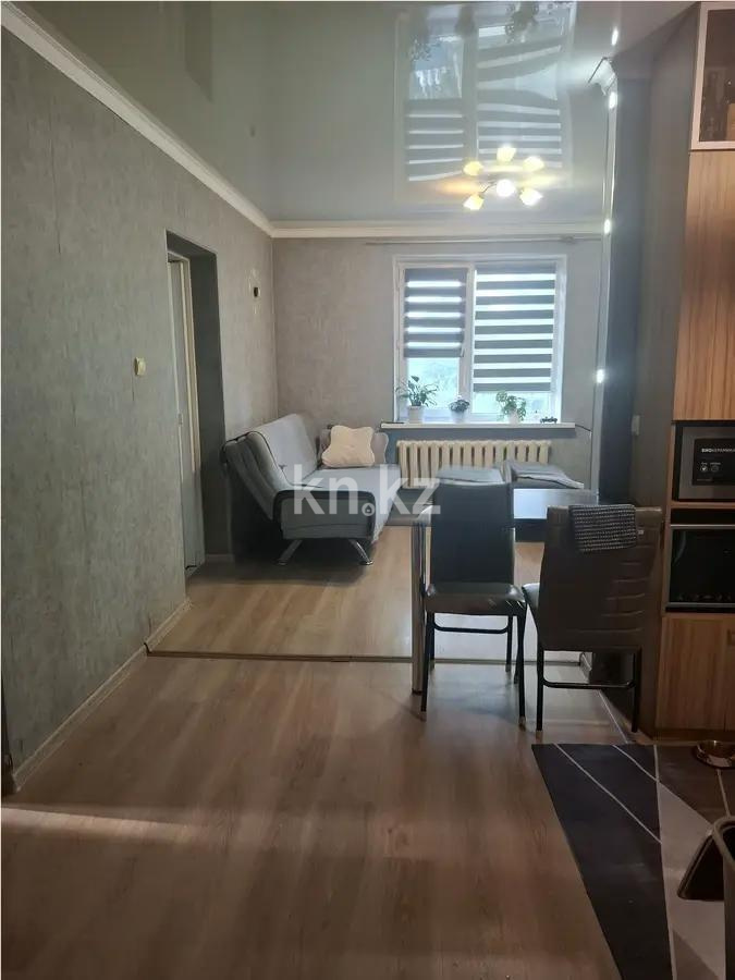 Продажа 3-комнатной квартиры, 46 м², ул. Айтеке би, дом  16 - Продажа квартир в Алматы фото 1 из 8
