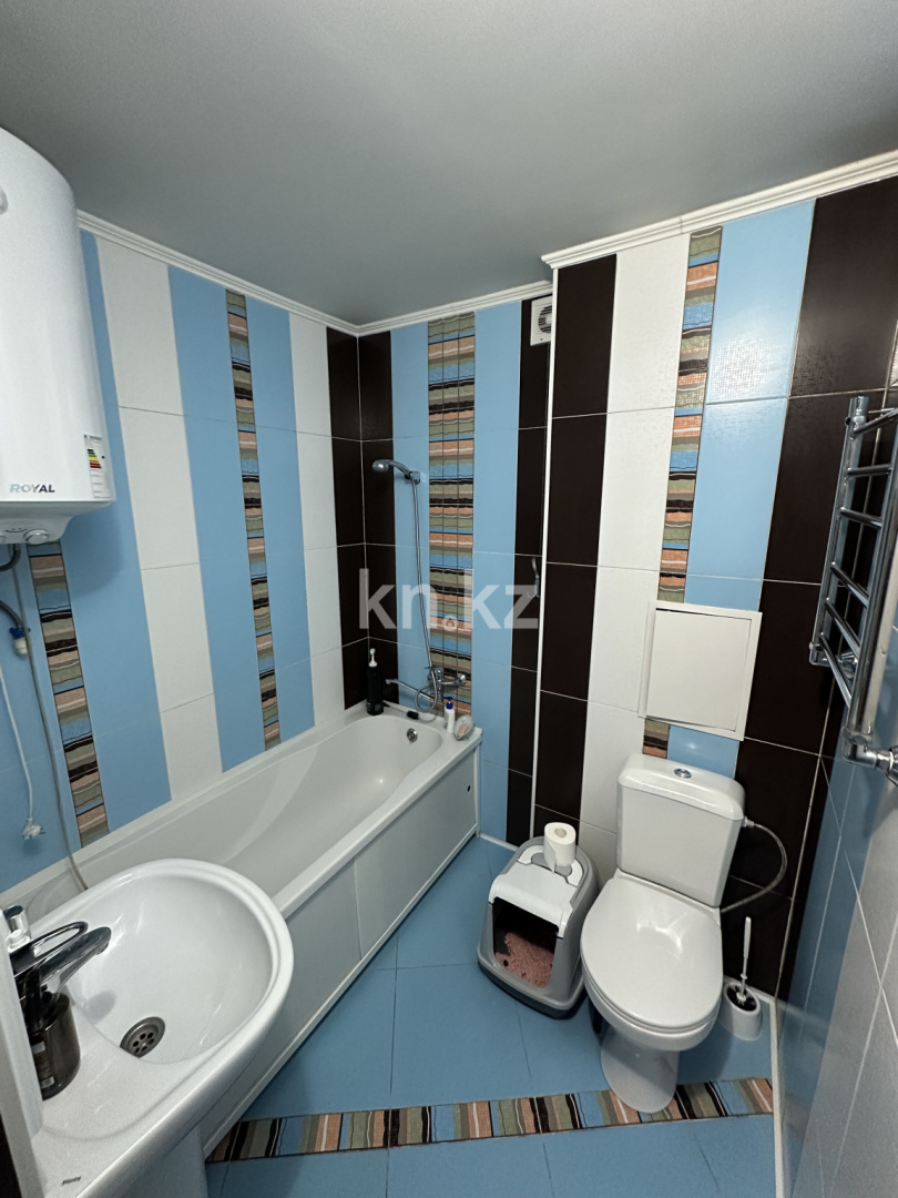 Продажа 4-комнатной квартиры, 104.5 м² - Продажа квартир в районе Город в Караганде фото 16 из 36