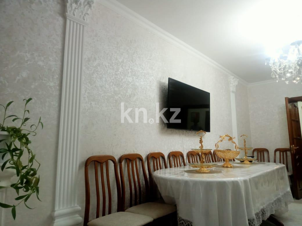 Продажа 4-комнатной квартиры, 86 м², 83 квартал, дом  5 - Продажа  четырехкомнатных квартир в Караганде фото 2 из 20