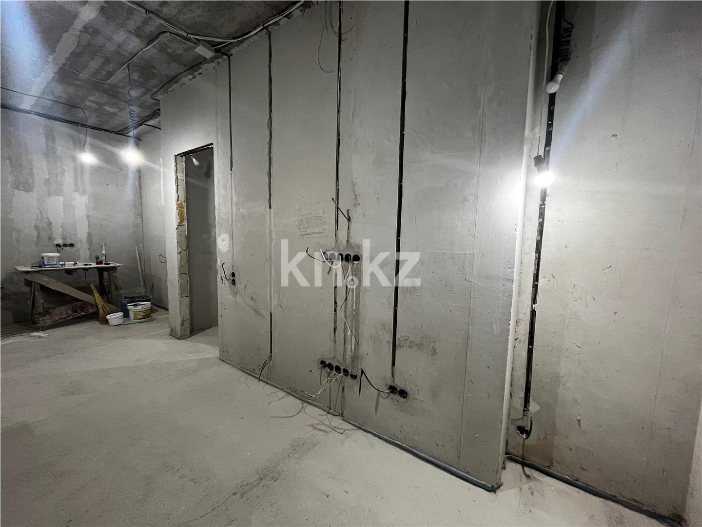 Продажа 3-комнатной квартиры, 70 м², 067 учетный квартал в Караганде - фото 3