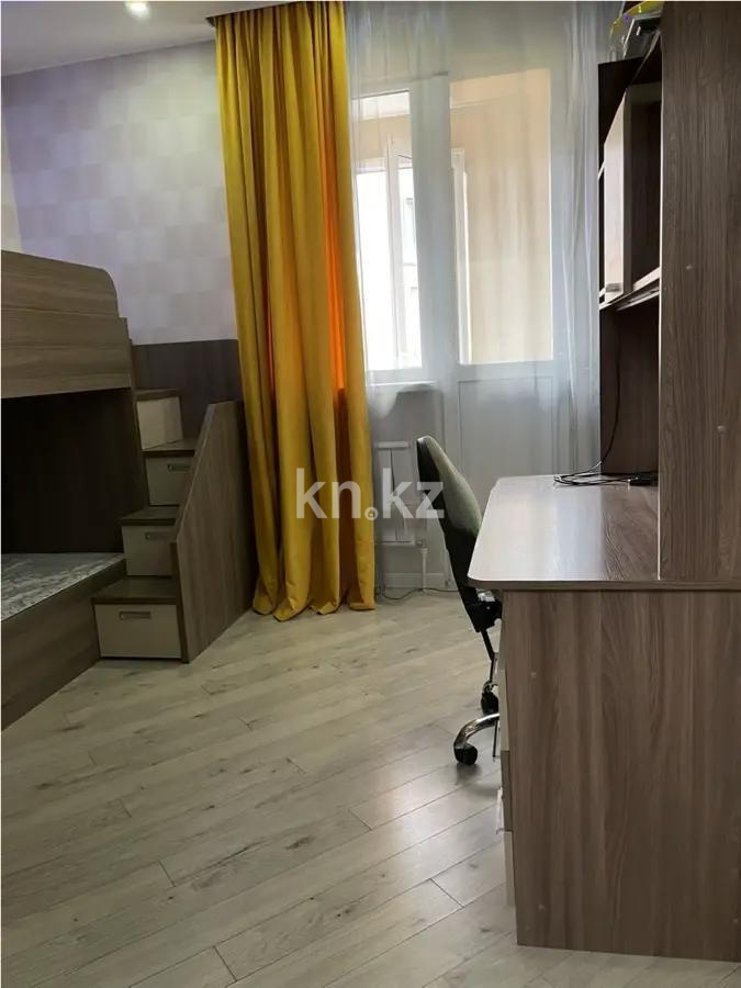 Продажа 3-комнатной квартиры, 67 м², ул. Сатпаева, дом  90/36 в Алматы - фото 4