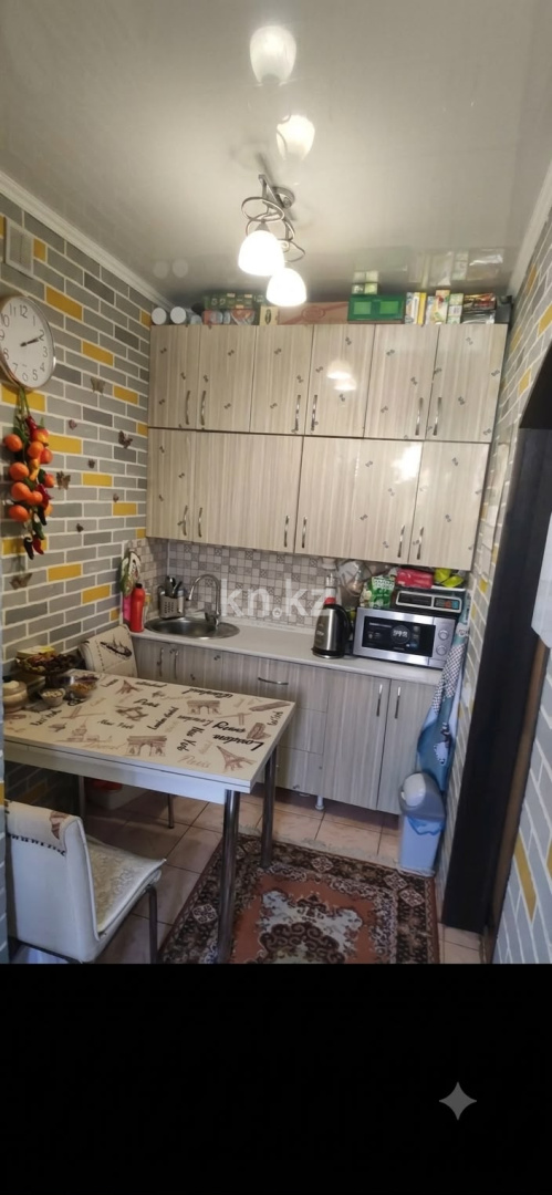 Продажа 3-комнатной квартиры, 51 м² - Продажа квартир в районе Михайловка в Караганде фото 9 из 18