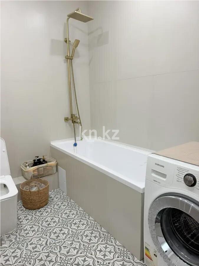 Продажа 1-комнатной квартиры, 68.7 м² в Астане - фото 3