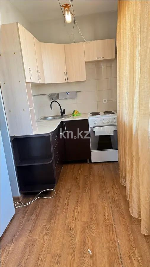 Продажа 1-комнатной квартиры, 42 м², ул. Жандосова, дом  140/1 в Алматы - фото 2