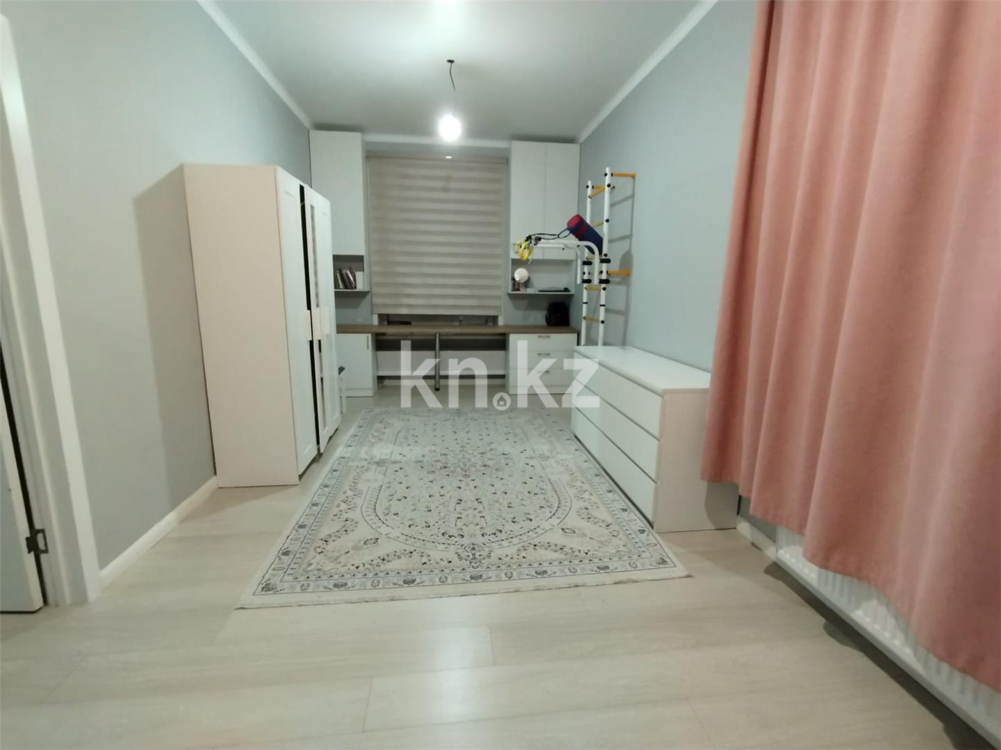 Продажа 2-комнатной квартиры, 67.8 м², ул. Гапеева - Продажа  двухкомнатных квартир в Караганде фото 1 из 8