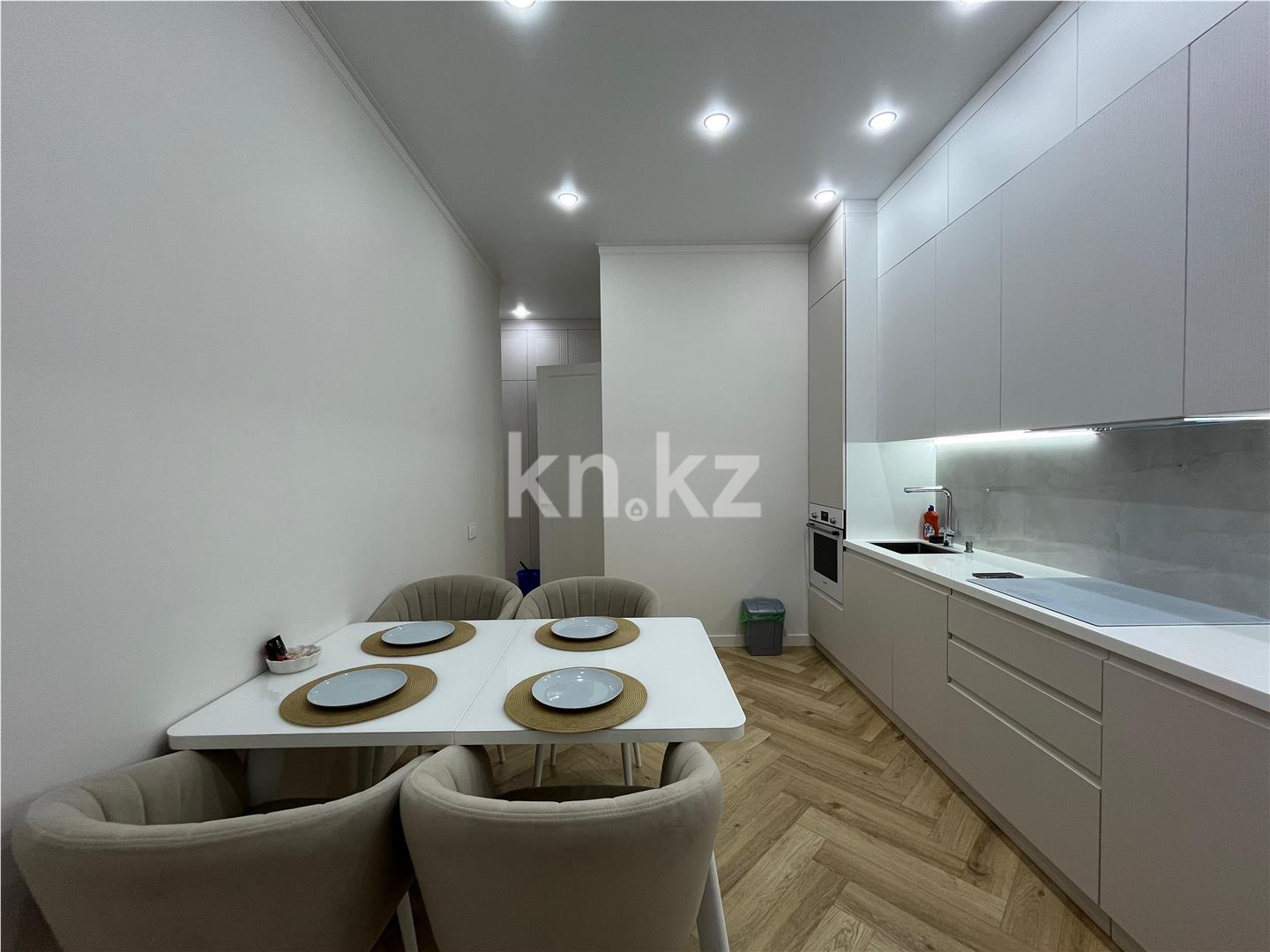 Продажа 2-комнатной квартиры, 64 м², ул. Муканова, дом  47/3 в Караганде - фото 10