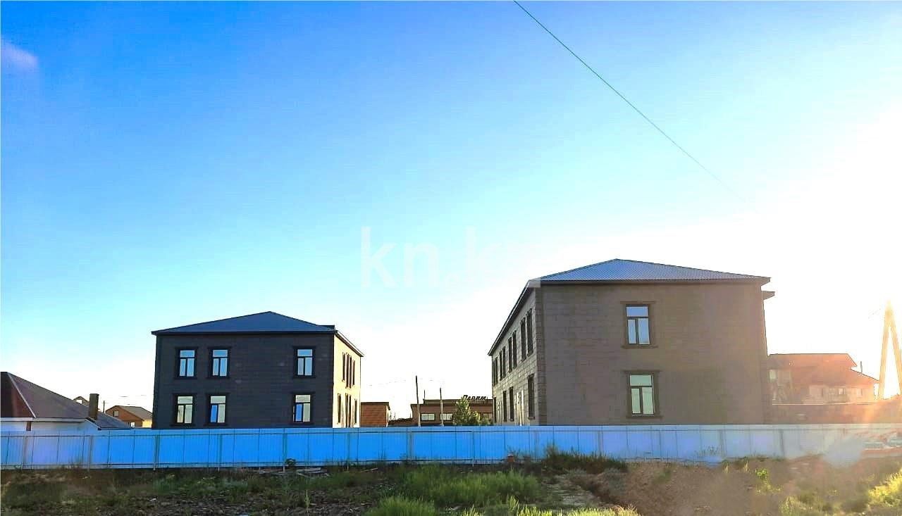 Продажа 4-комнатного дома, 267 м², ул. Алтайбаева, дом  43/4 - Продажа квартир в Караганде фото 8 из 15