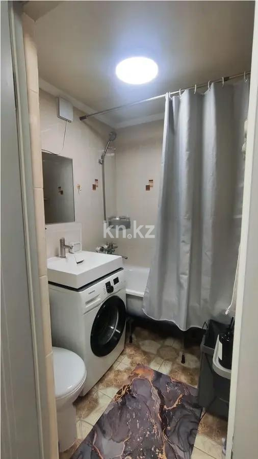 Продажа 1-комнатной квартиры, 30 м², пр. Бухар-жырау, дом  48а в Караганде - фото 3