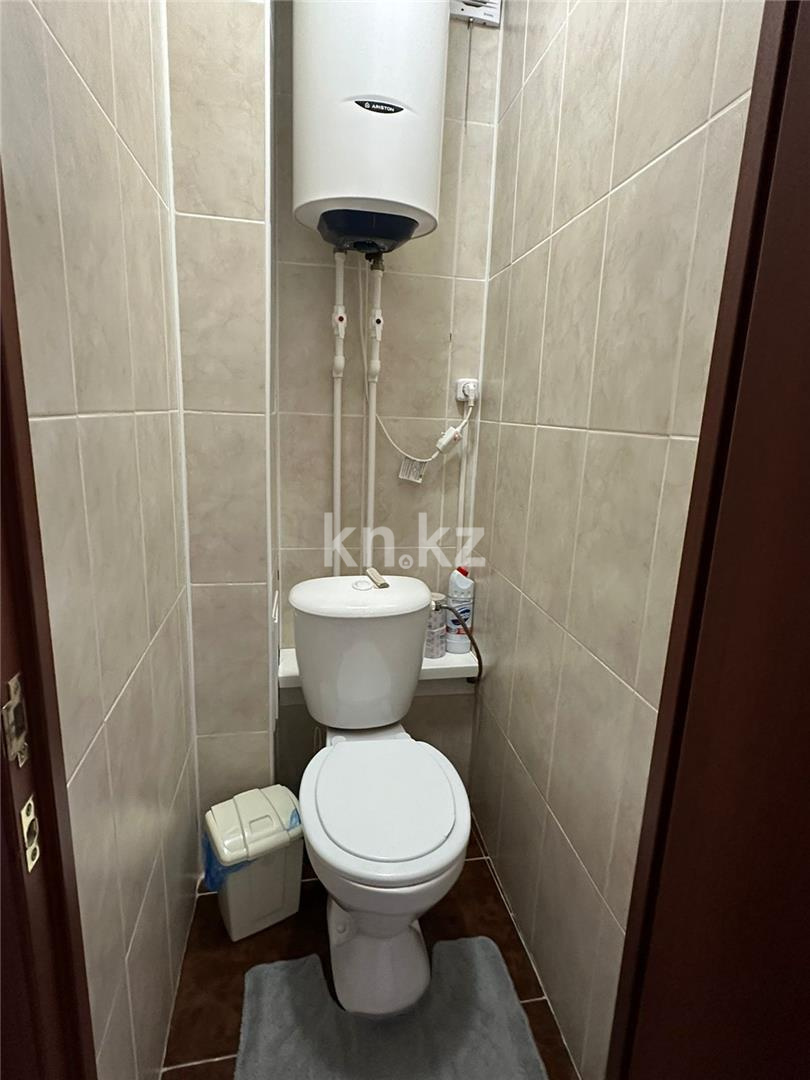 Продажа 3-комнатной квартиры, 63 м², мкр-н Голубые Пруды в Караганде - фото 6