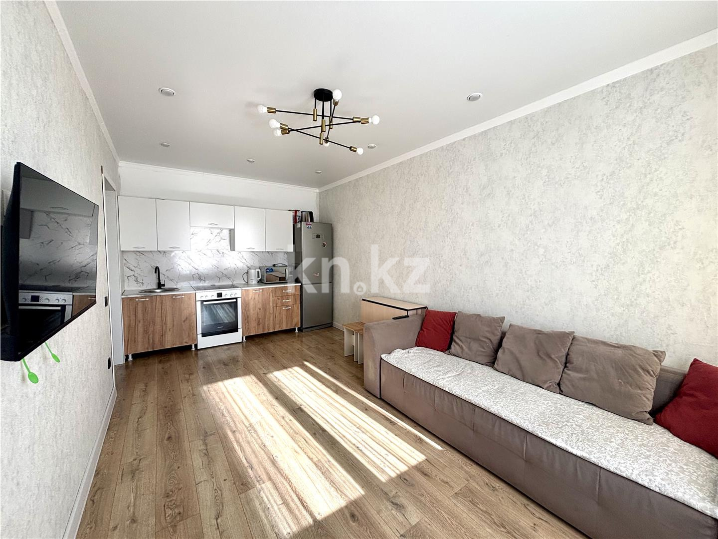 Продажа 2-комнатной квартиры, 40 м², 137 учетный квартал, дом  349 в Караганде - фото 3