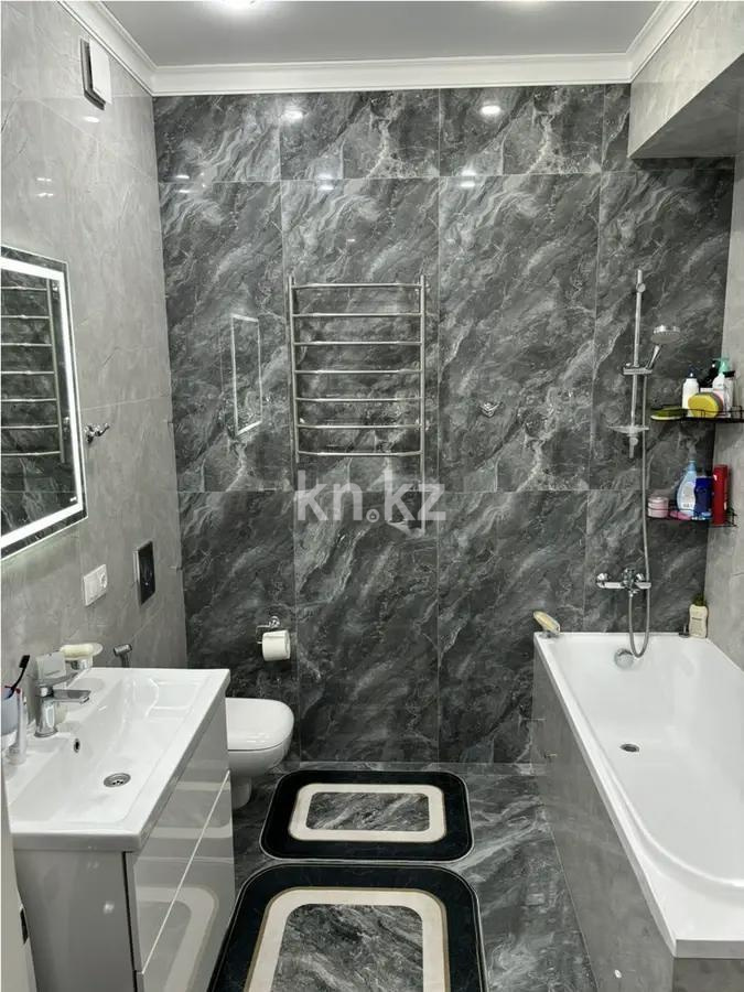 Продажа 2-комнатной квартиры, 76 м², ул. Бегалина, дом  7 в Алматы - фото 4