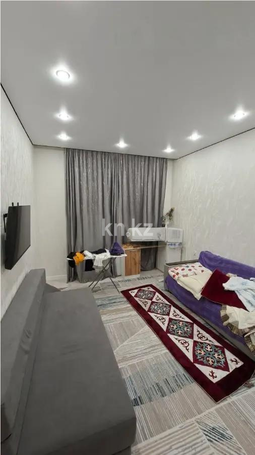 Продажа 2-комнатной квартиры, 60 м², ул. Нажимеденова, дом  54/1 - Продажа  двухкомнатных квартир в Астане без посредников фото 1 из 7