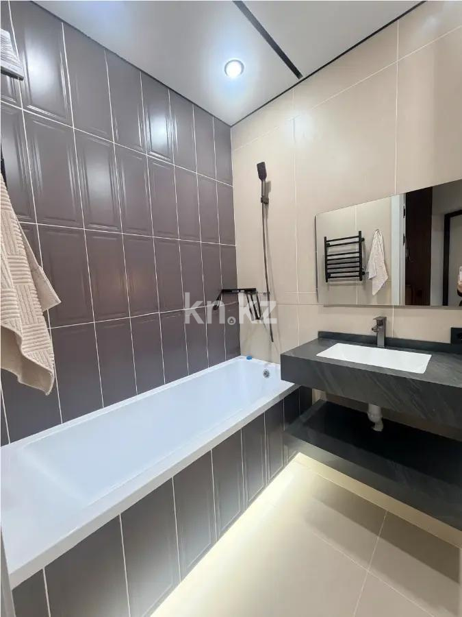 Продажа 3-комнатной квартиры, 82.5 м² в Алматы - фото 3