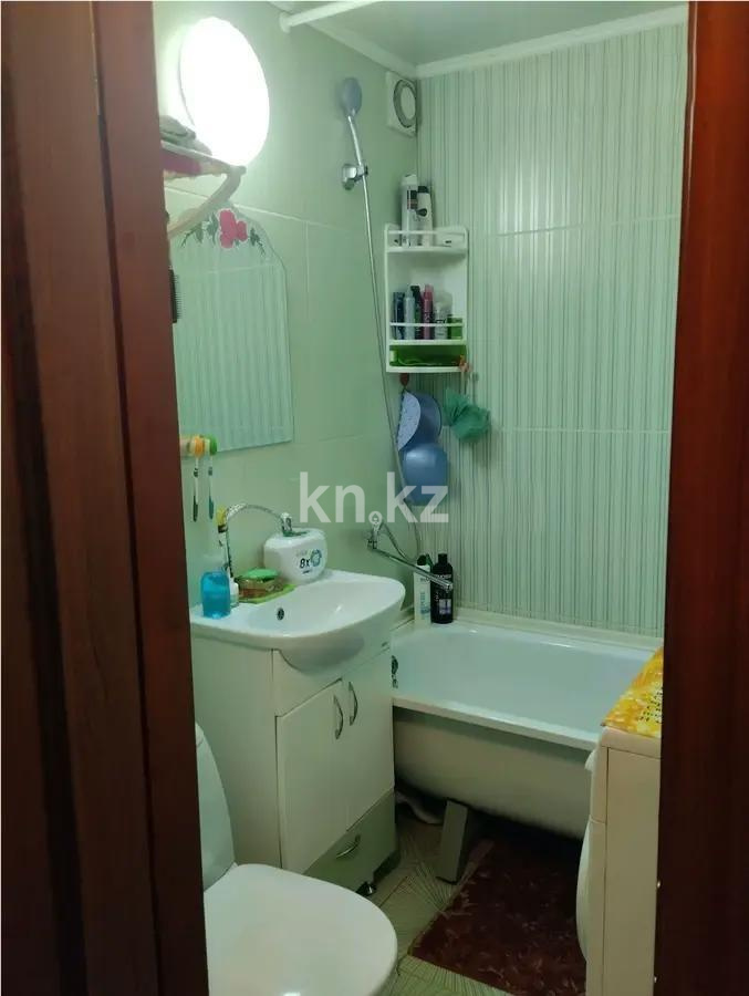 Продажа 2-комнатной квартиры, 42 м², ул. Ермекова, дом  14 в Караганде - фото 3