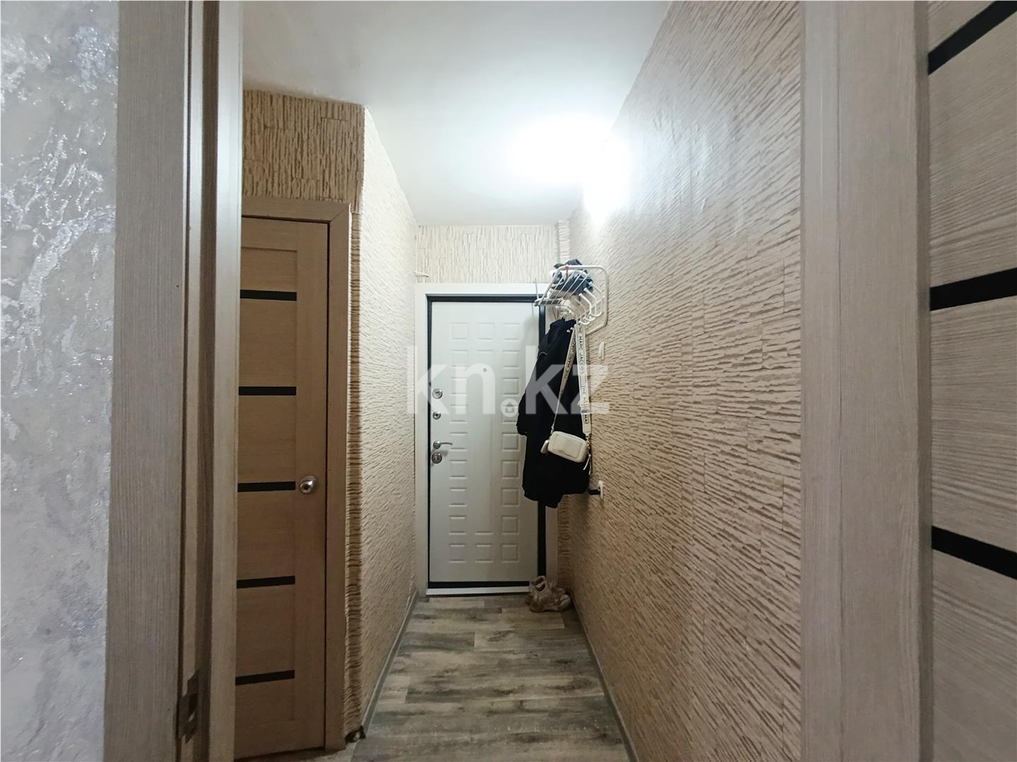 Продажа 2-комнатной квартиры, 44 м², 23-й мкр., дом  31 - Продажа квартир в Караганде фото 12 из 13