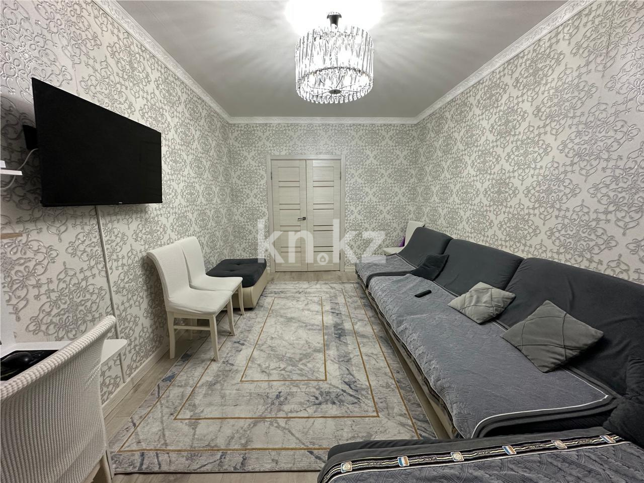 Продажа 2-комнатной квартиры, 54 м², ул. Сатыбалдина - Продажа  двухкомнатных квартир в Караганде фото 2 из 13
