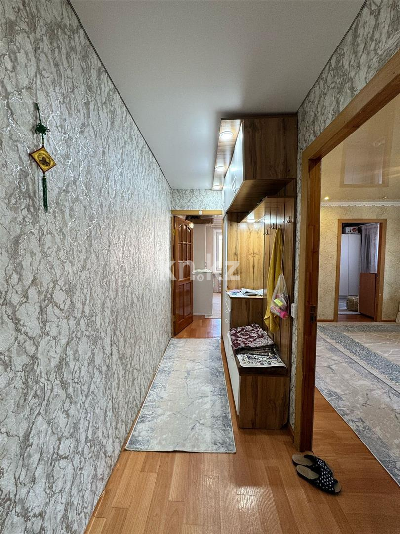 Продажа 3-комнатной квартиры, 56 м², ул. 6-й мик-н, дом  11 - Продажа  трехкомнатных квартир в Темиртау фото 12 из 13