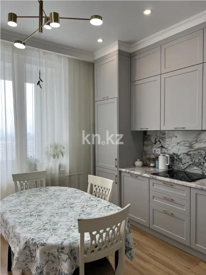 Продажа 2-комнатной квартиры, 70 м², ул. Сатпаева, дом  133/6 в Алматы