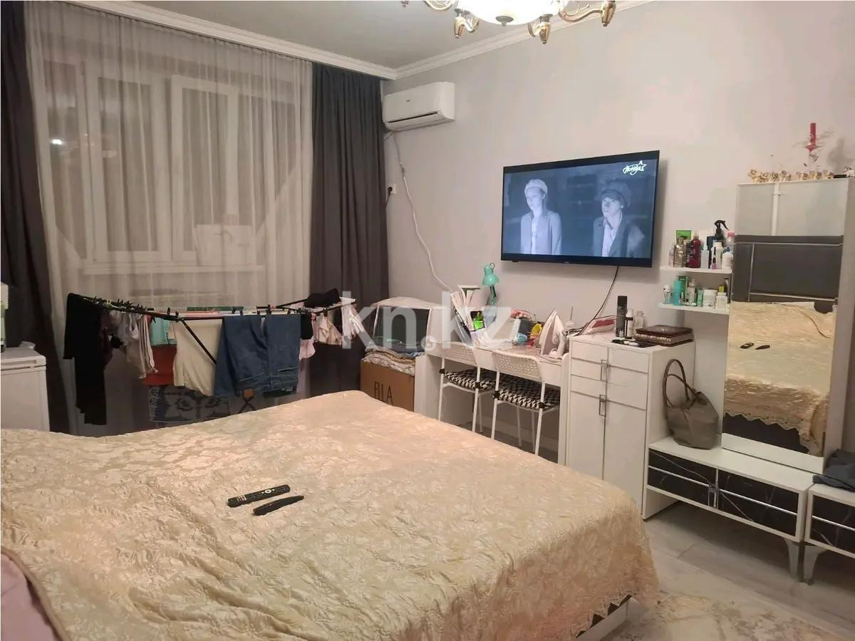 Продажа 3-комнатной квартиры, 78 м², ул. Туркебаева, дом  63 в Алматы - фото 2