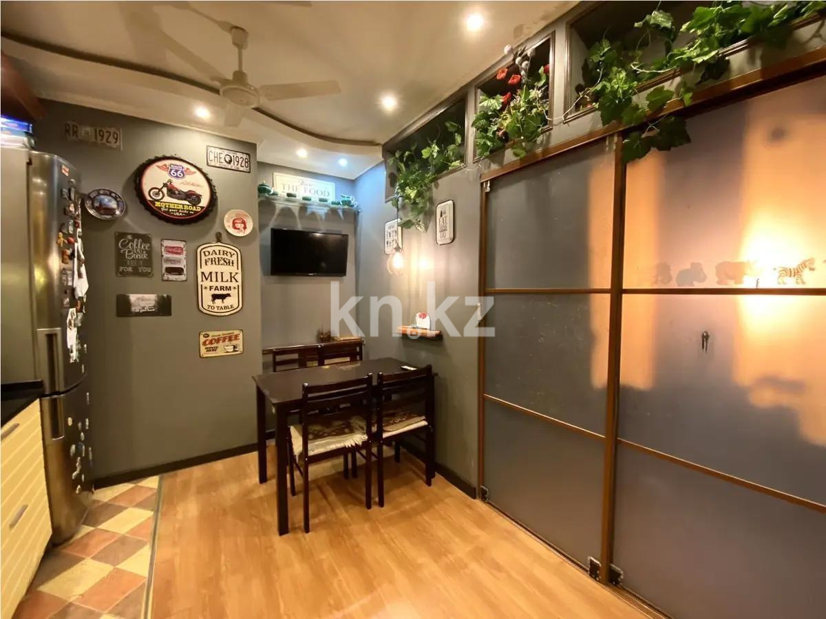 Продажа 3-комнатной квартиры, 130 м², ул. Сатпаева, дом  9б в Алматы - фото 4