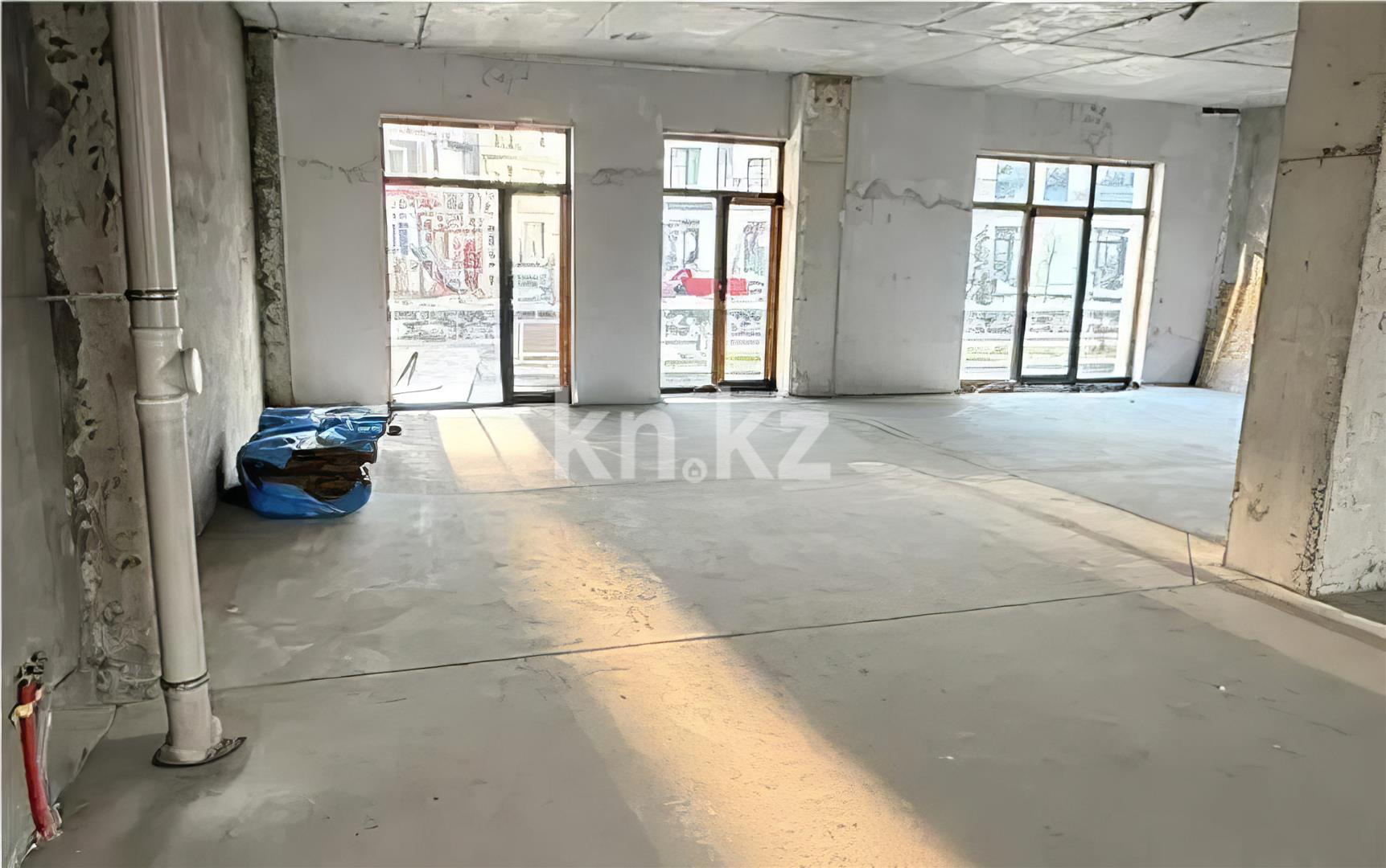 Продажа 4-комнатной квартиры, 205 м², ул. Жубановой, дом  26/1 - Продажа квартир в новостройках Алматы без посредников фото 1 из 2