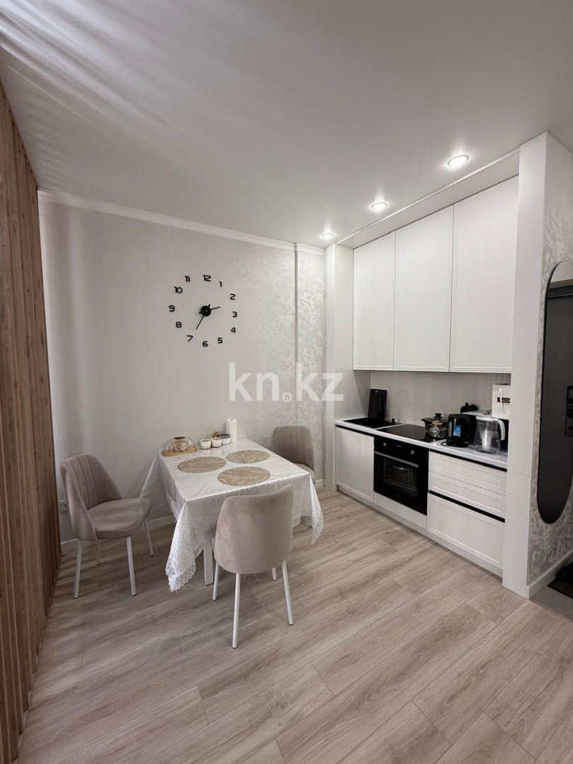 Продажа 2-комнатной квартиры, 42 м², пр. Туран, дом  71 - пр. Улы Дала в Астане - фото 11