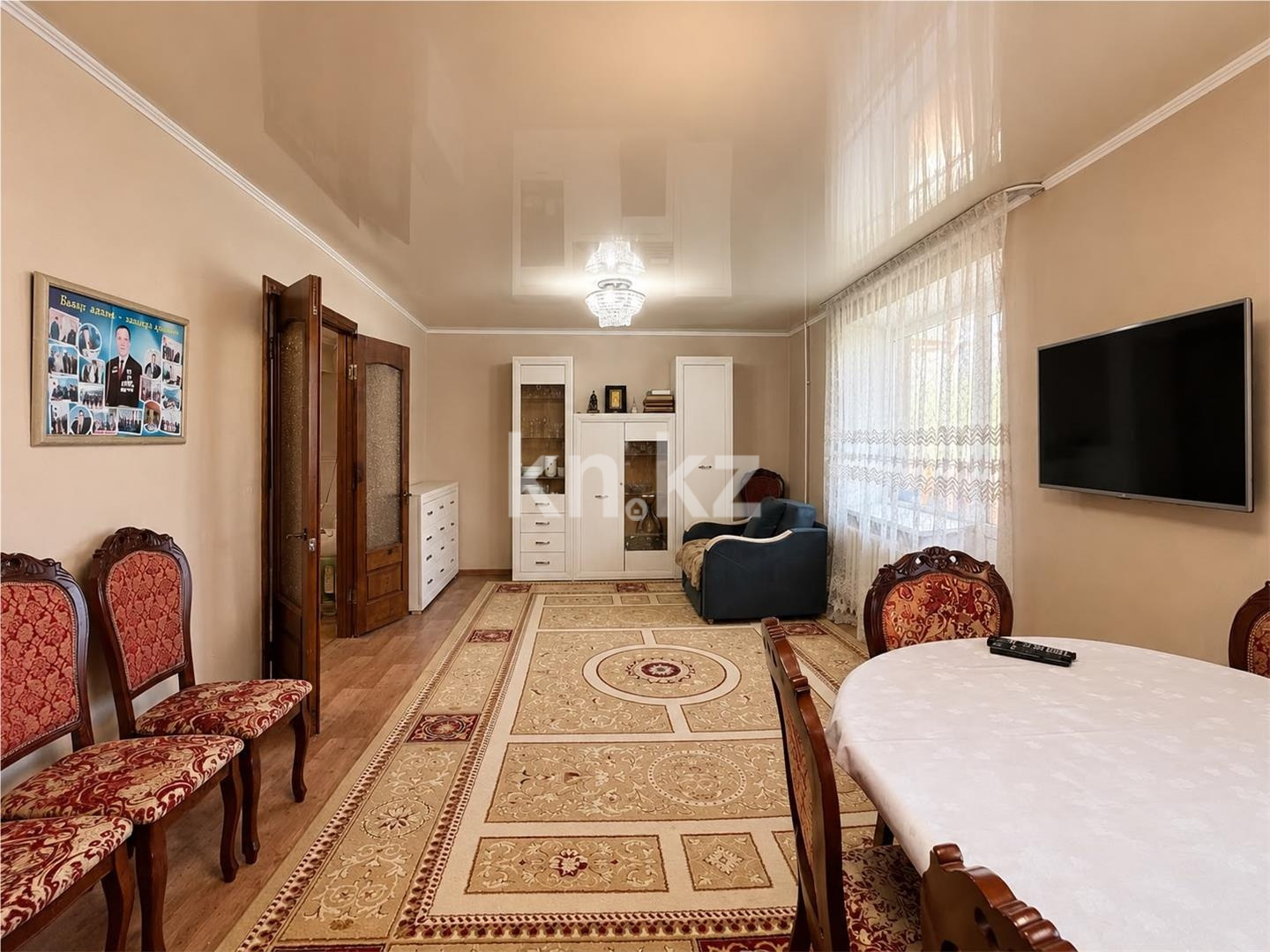 Продажа 4-комнатной квартиры, 99 м² - Продажа четырехкомнатных квартир в кирпичном доме в Казахстане - страница 3 фото 2 из 24