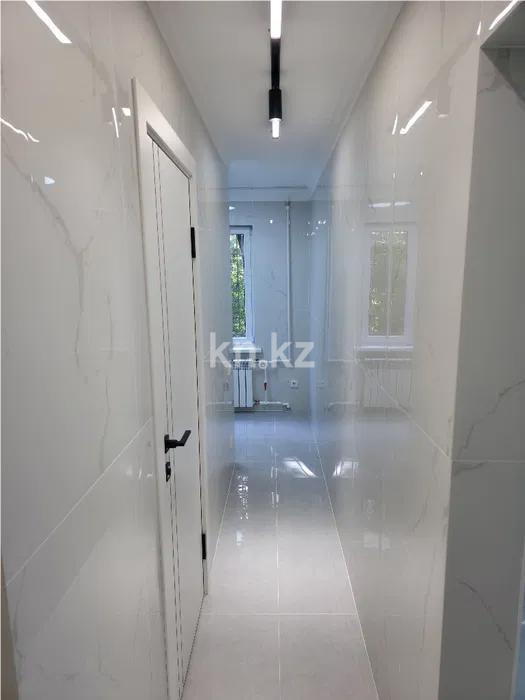 Продажа 2-комнатной квартиры, 45 м², мкр-н Коктем-2, дом  6 в Алматы - фото 5