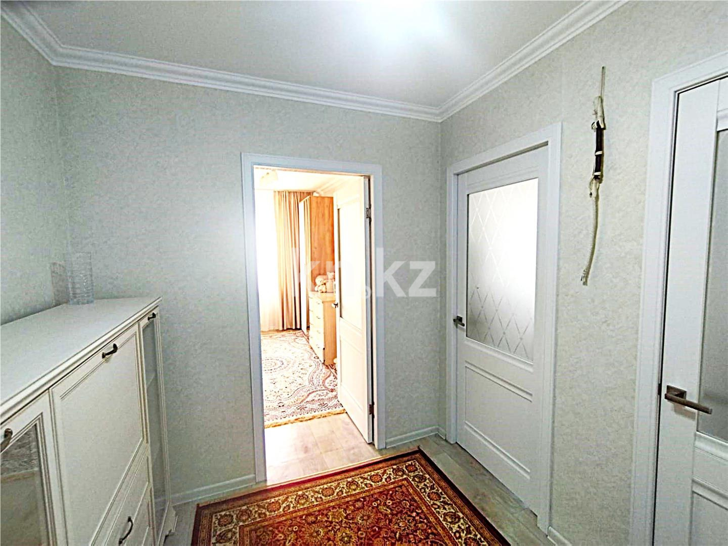 Продажа 2-комнатной квартиры, 45 м², ул. Пичугина, дом  235/2 - Продажа квартир в Караганде фото 10 из 12