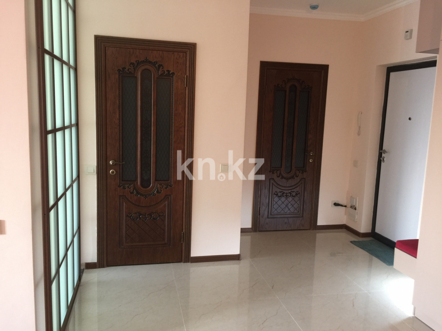 Продажа 2-комнатной квартиры, 54 м², пр. Райымбека, дом  210/12 - ул. Ауэзова - Продажа квартир в Алмалинском р-не Алматы фото 2 из 16