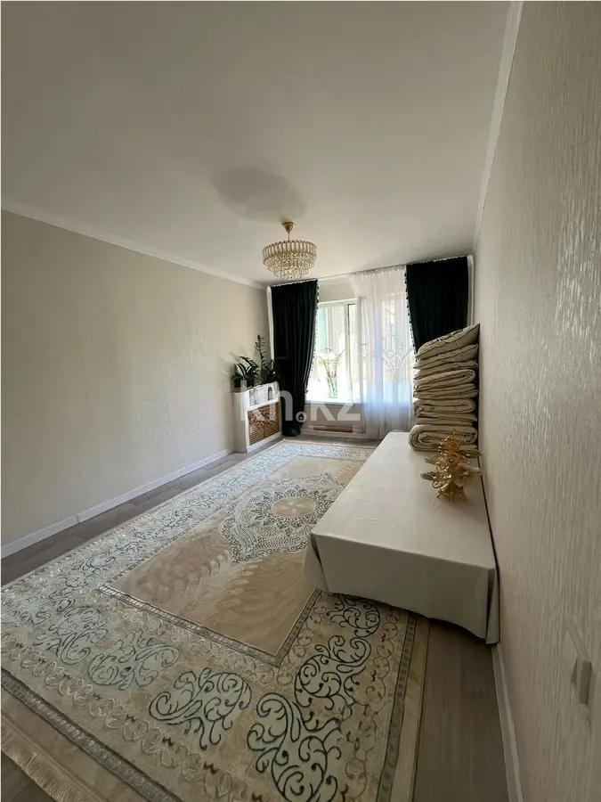 Продажа 4-комнатной квартиры, 84 м², мкр-н Аксай-3а, дом  43 - Продажа  четырехкомнатных квартир в Алматы фото 1 из 6