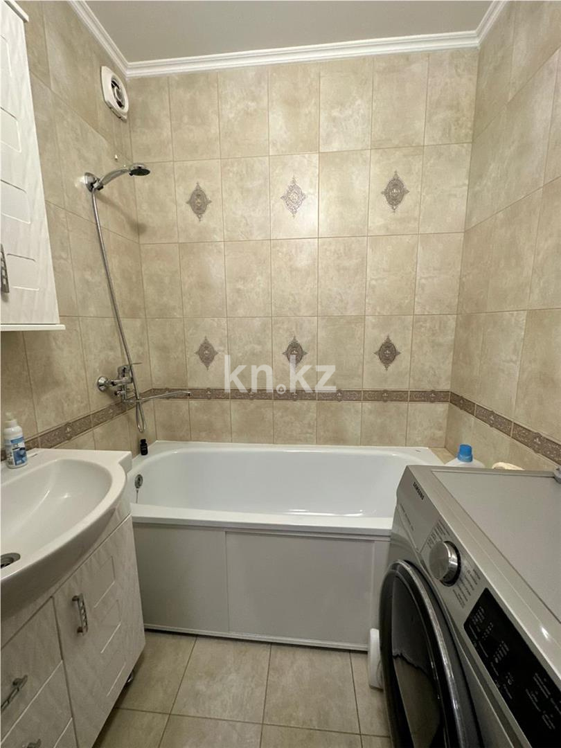 Продажа 4-комнатной квартиры, 81 м², мкр-н Орбита-1 - Продажа  четырехкомнатных квартир в Караганде фото 11 из 17