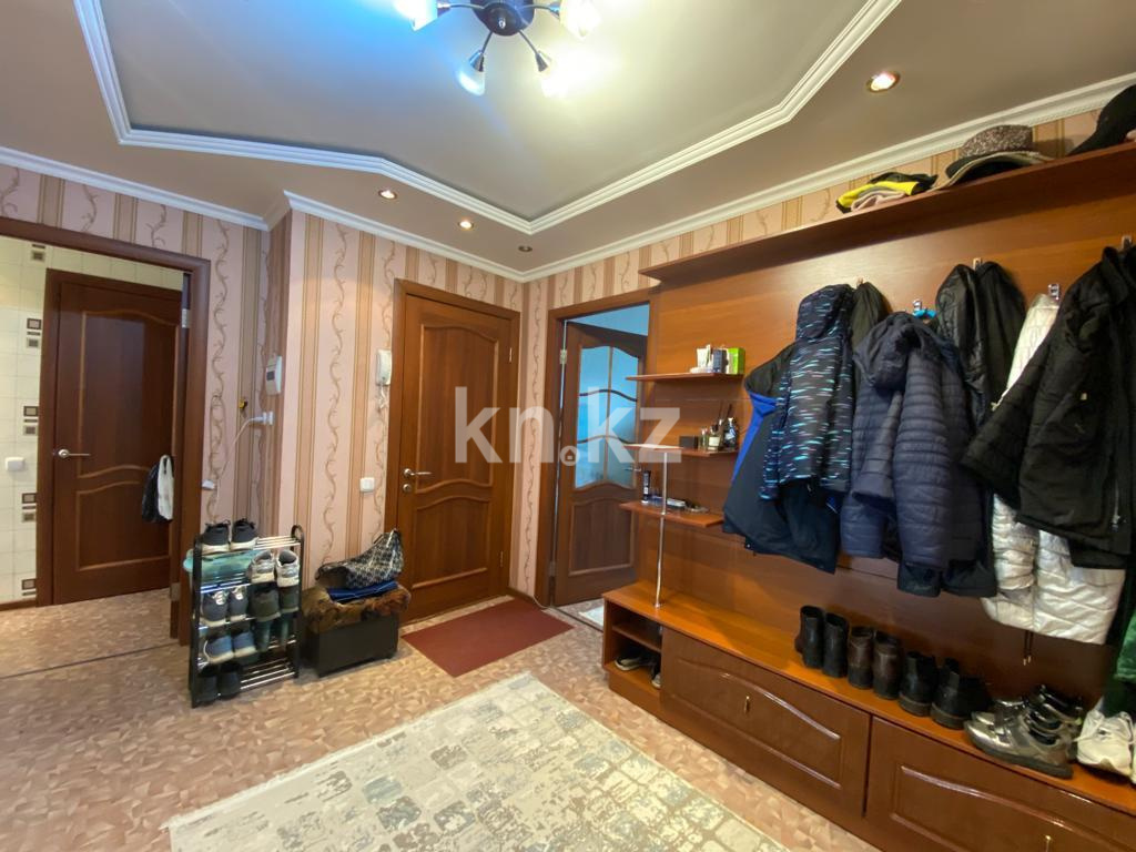 Продажа 4-комнатной квартиры, 78 м², ул. Академическая в Караганде - фото 11