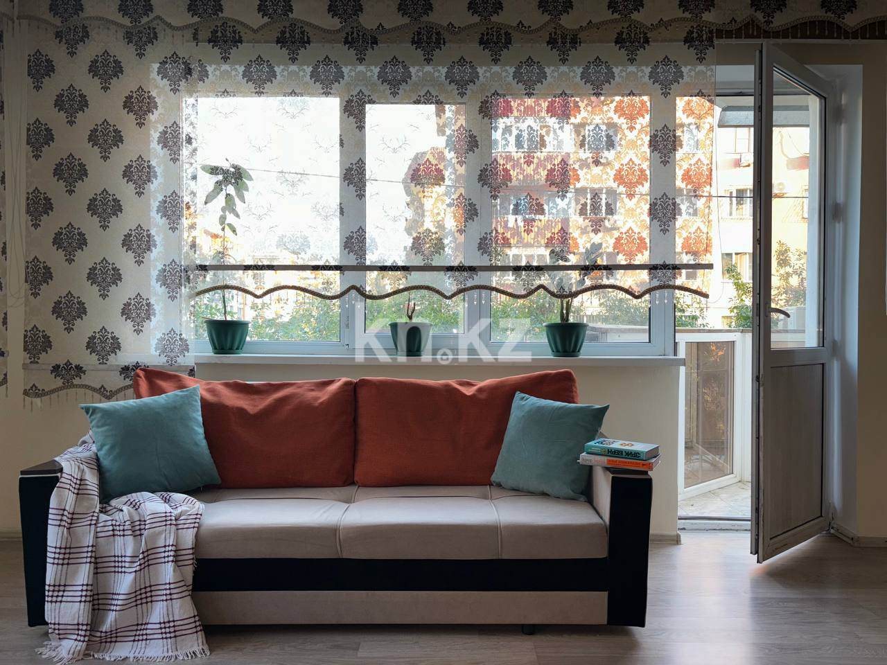 Аренда 2-комнатной квартиры, 80 м² - Аренда недвижимости в Алматы фото 1 из 32