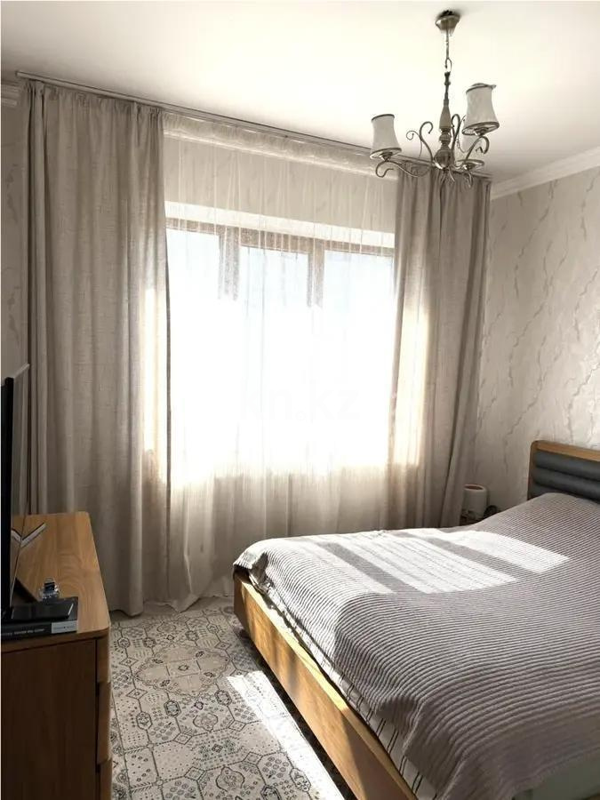 Продажа 3-комнатной квартиры, 73 м², пр. Абая, дом  202 в Алматы - фото 2