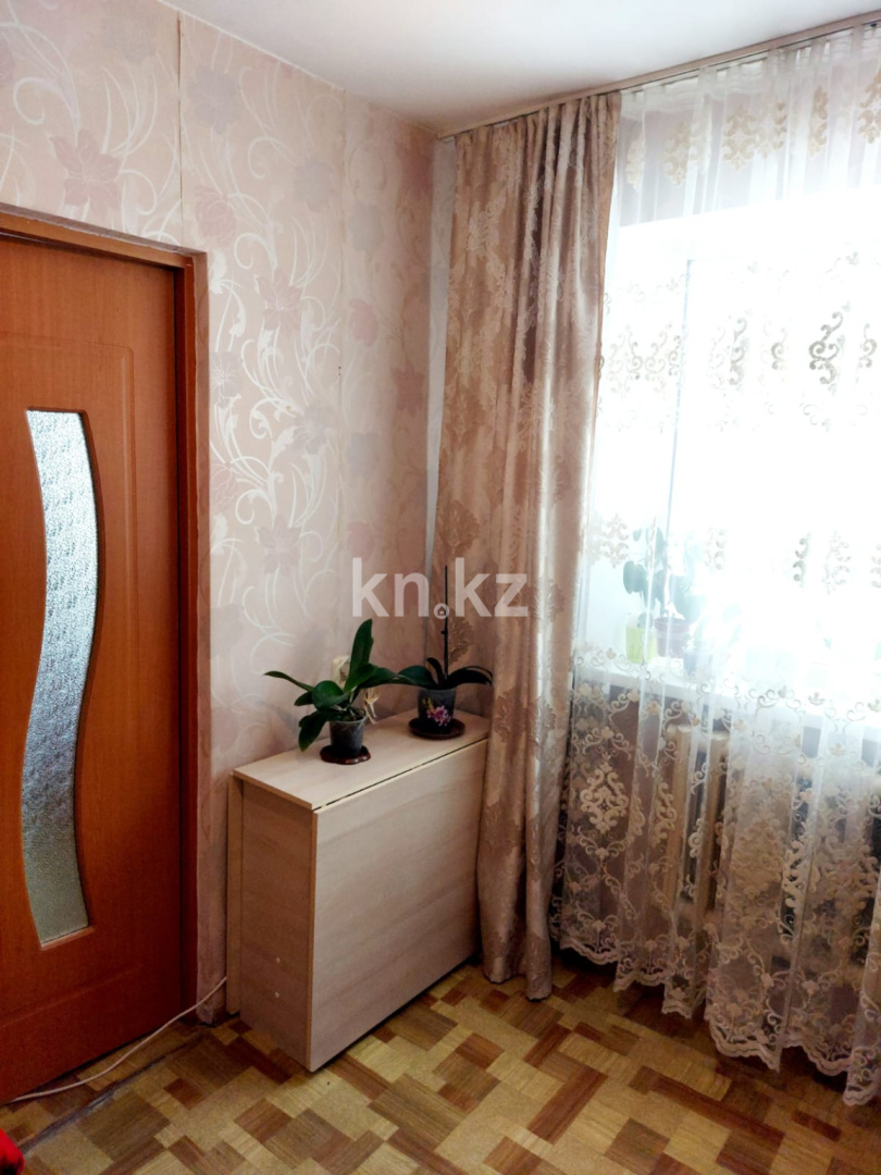 Продажа 2-комнатной квартиры, 43 м², мкр-н 16, дом  25 в Караганде - фото 10