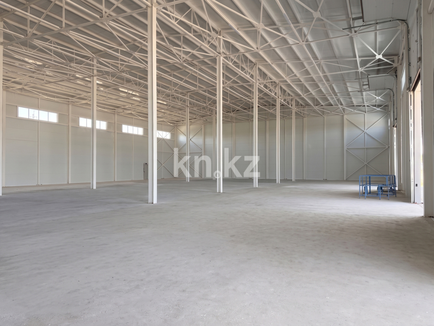 Аренда базы, 1800 м² - Аренда недвижимости в Алматы фото 2 из 6