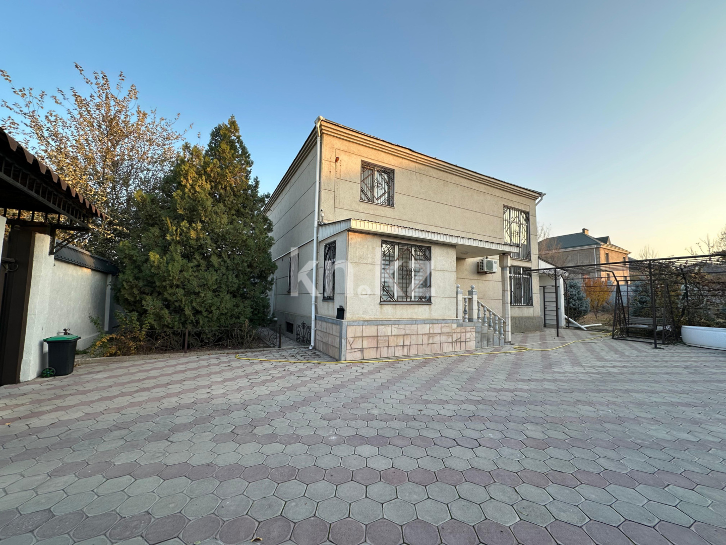 Продажа 7-комнатного дома, 380 м², мкр-н Самал-2, дом  111 - Продажа квартир в Шымкенте фото 19 из 26