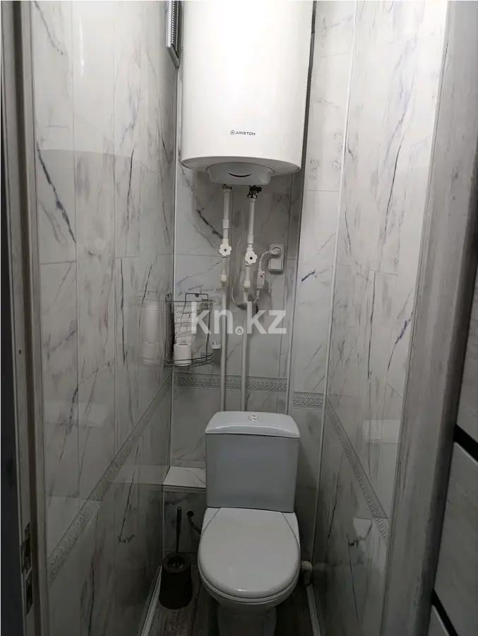 Продажа 3-комнатной квартиры, 62 м², мкр-н 23, дом  37 в Караганде - фото 5