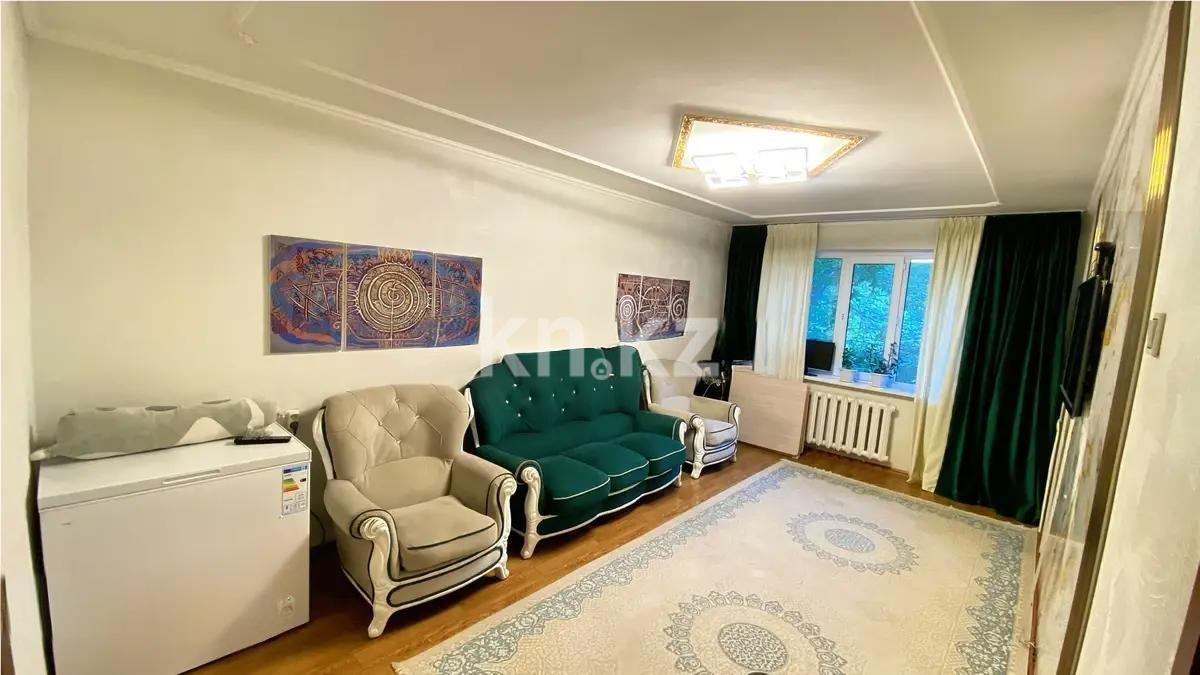 Продажа 2-комнатной квартиры, 44 м², мкр-н 14, дом  21 - Продажа квартир в Караганде фото 1 из 7