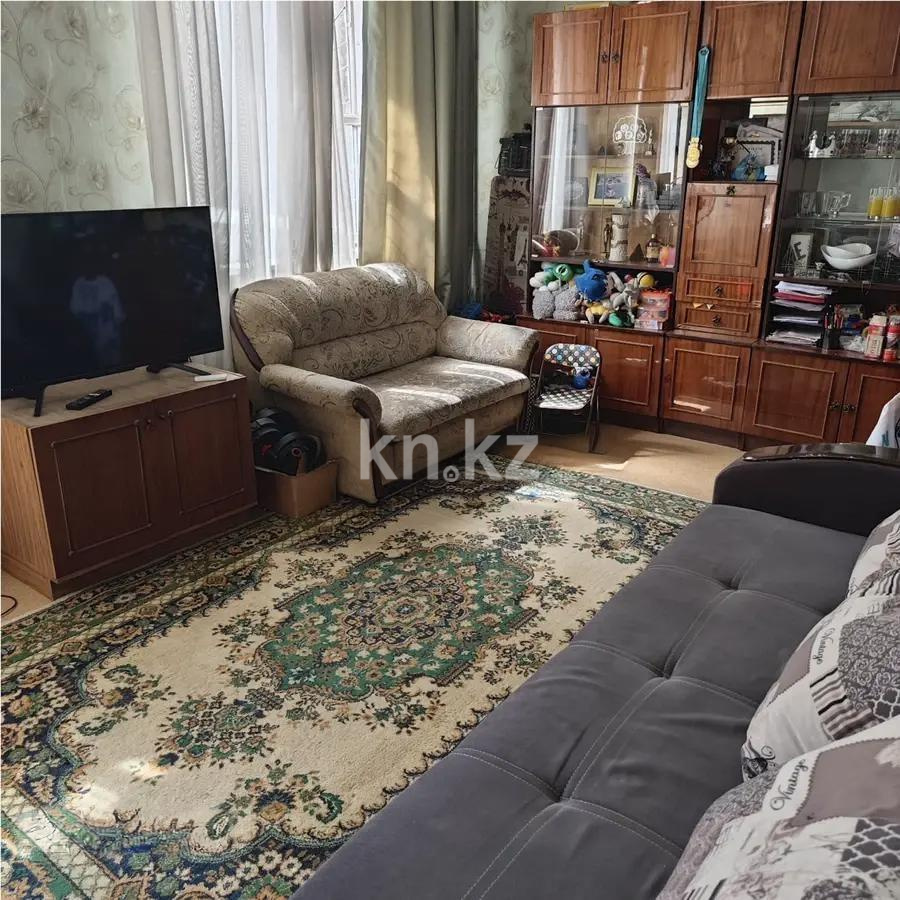 Продажа 2-комнатной квартиры, 52.3 м², ул. Толе би, дом  221 - Продажа квартир в Алматы фото 1 из 5